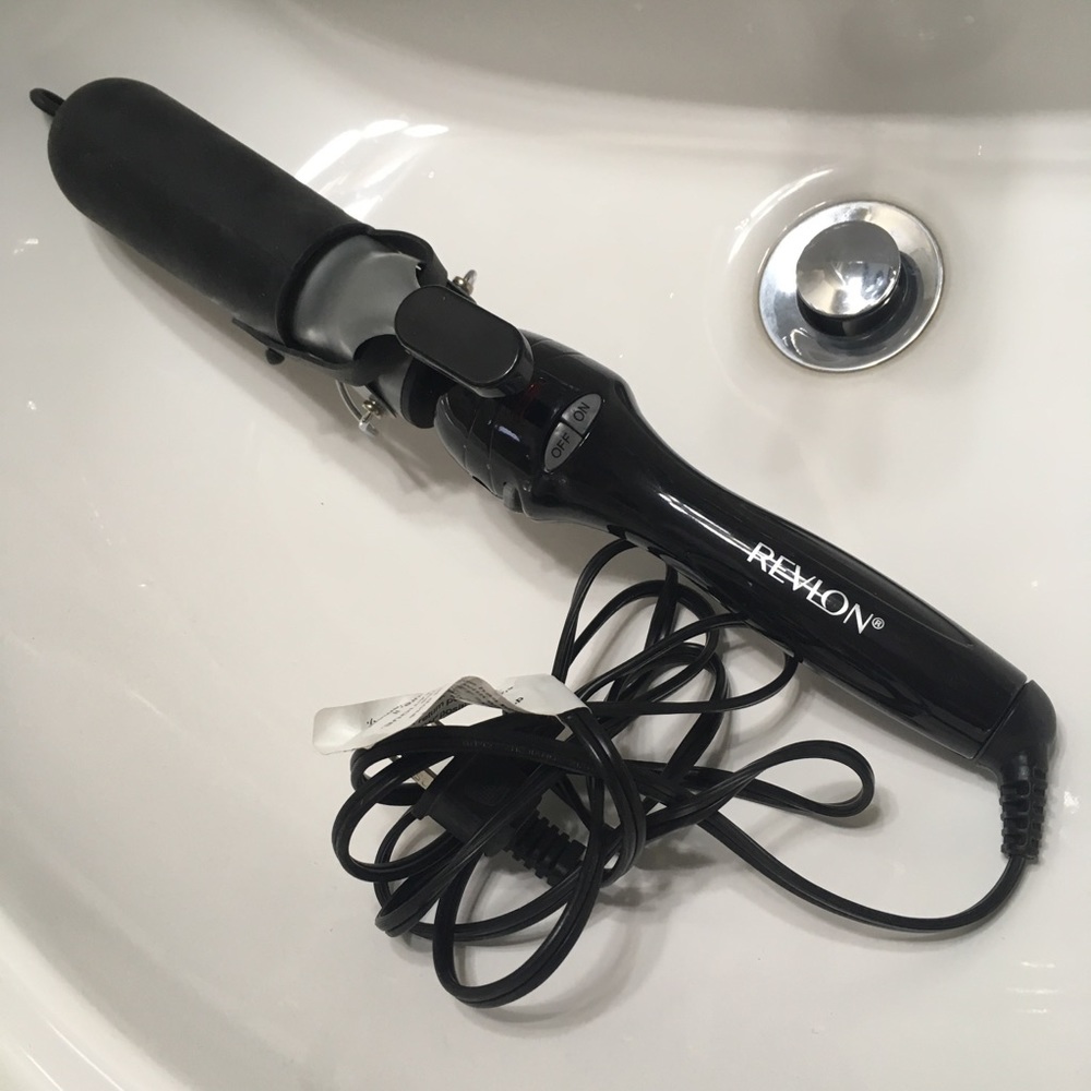 1.5 Barrel Curling Iron